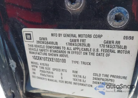 1999 Chevrolet Silverado 1500 Ls z USA, uszkodzony, nr VIN 1GCEK19T2XE103100